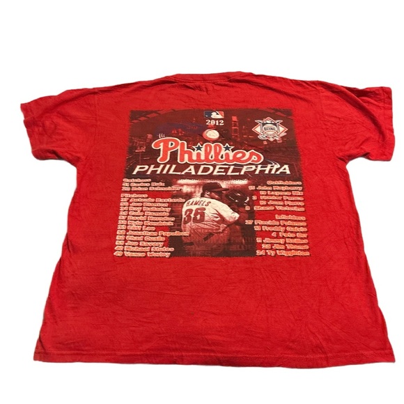 Men's Red Philadelphia Phillies T-Shirt - Picture 2 of 2